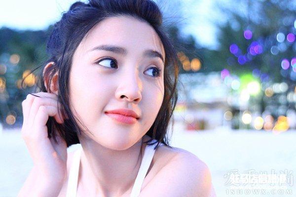 李易峰爱我的女生最美_爱上李易峰的花痴女_李易峰示爱